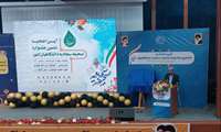 دکتر جاودان رئیس دانشگاه علوم پزشکی هرمزگان پیام وزیر بهداشت را قرائت کرد 