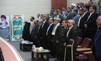 سومین مجمع بسیجیان استان هرمزگان با حضور دکتر جاودان رئیس دانشگاه علوم پزشکی هرمزگان و همچنین تجلیل از خانواده های مدافع سلامت استان و تقدیر از پرستار نمونه در جمع بسیجیان با حضور سردار سالاری و دکتر کامرانی