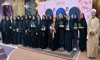 کسب مقام ایده برتر با موضوع جوانی جمعیت توسط دانشجویان دختر علوم پزشکی هرمزگان 