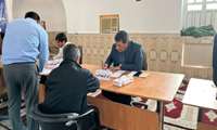 دیدار بی واسطه مردمی رئیس مرکز بهداشت شهرستان بندرعباس  با مردم روستای سیاهو 