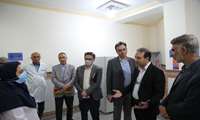 گزارش تصویری بازدید معاون بهداشتی وزارت بهداشت از  مرکز خدمات جامع سلامت سعادت بندرعباس و آزمایشگاه جامع معاونت بهداشتی دانشگاه 