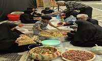 ارسال ۳۳۰ بسته خشکبار و دلنوشته برای رزمندگان جنگ رمضان